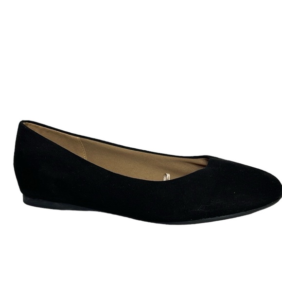 Lane Bryant Dream Suede Cloud Pointed-Toe Flat - Black Size 9W New - Picture 1 of 12